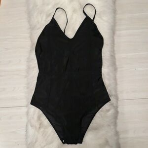 NWOT 1 piece black bathing suit sz small